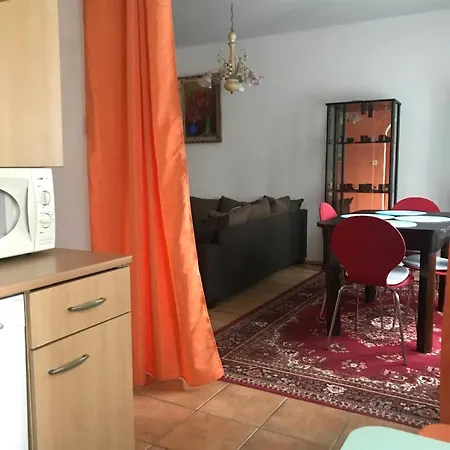 Apartment In Dem Herzen Der Stadt Beim Eisstadion Vrchlabí